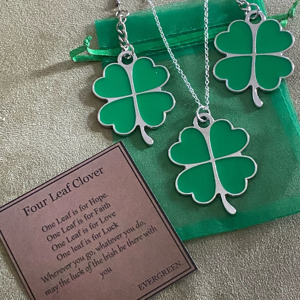 Green Four Leaf Clover Necklace Set